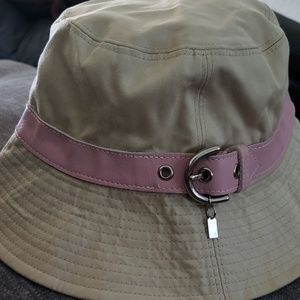 Coach hat